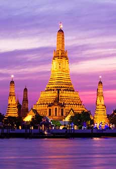 Wat Arun (Temple of Dawn)