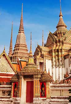 Wat Pho (Temple of the Reclining Buddha)
