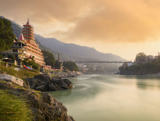 Best places to explore for first-time solo traveller in Rishikesh