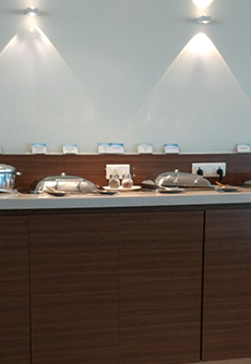 Travel Club - International Terminal, Gate 17