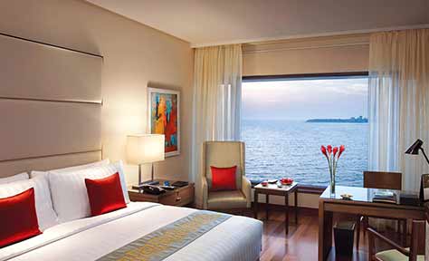 The-Oberoi,-Mumbai,-Marine-Drive