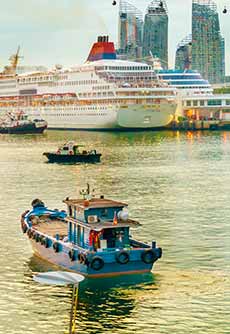 Singapore river cruise